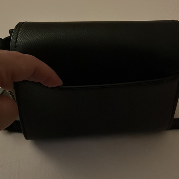 DKNY BLACK AND GOLD CROSSBODY HANDBAG - Picture 6 of 12